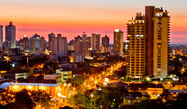 <strong>NIKE｜ナイキ</strong>　「THE LOOK OF SPORT：レリン・フランコ」　ニューヨークで観光を楽しむレリンは、普通の女性と変わらない