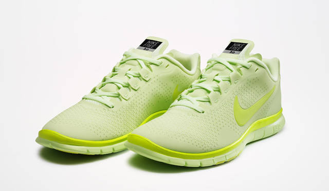 <strong>NIKE｜ナイキ</strong>　「THE LOOK OF SPORT：ホープ･ソロ」　ナイキ フリー アドバンテージ 1万500円