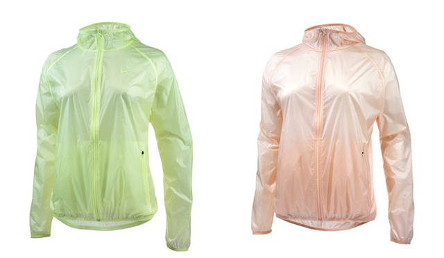 <strong>NIKE｜ナイキ</strong>　「THE LOOK OF SPORT：ホープ･ソロ」　ナイキ DRI-FIT スーパーライト ジャケット 各9345円