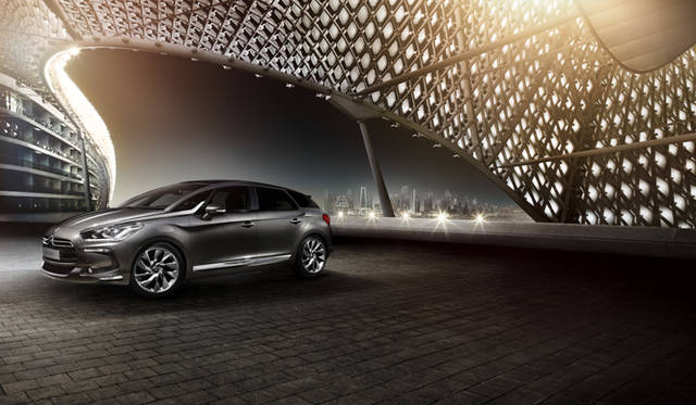 <strong>Citroen DS5｜シトロエン DS5</strong>