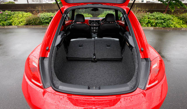 <strong>Volkswagen The Beetle｜フォルクスワーゲン ザ・ビートル</strong>