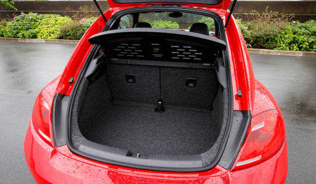 <strong>Volkswagen The Beetle｜フォルクスワーゲン ザ・ビートル</strong>