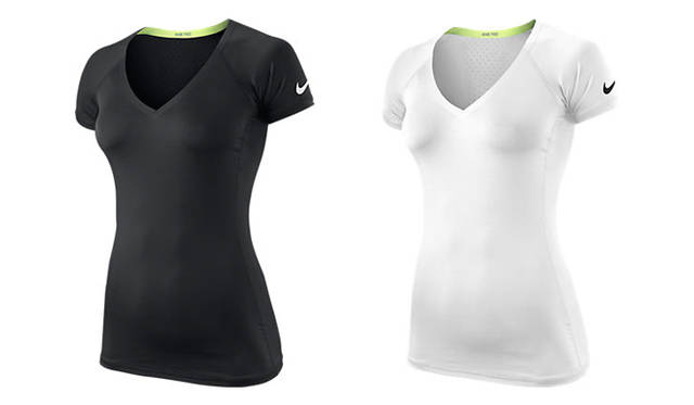 <strong>NIKE｜ナイキ</strong>　「THE LOOK OF SPORT：ペリー・シェイクス・ドレイトン」　ナイキプロ　ハイパークール ショートスリーブトップ 各5145円