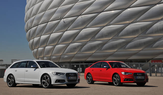 <strong>Audi S6 / S6 Avant｜アウディ S6 / S6 アバント</strong>　（手前から）S6アバント、S6