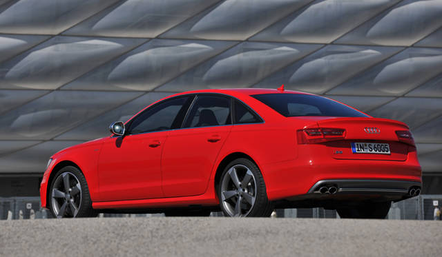<strong>Audi S6｜アウディ S6</strong>