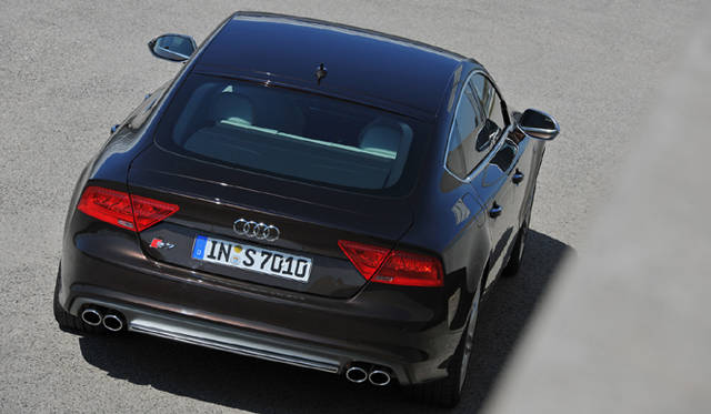 <strong>Audi S7 Sportback｜アウディ S7 スポーツバック</strong>