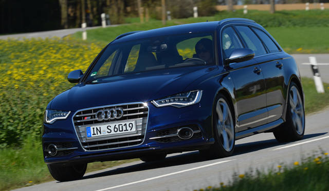 <strong>Audi S6 Avant｜アウディ S6 アバント</strong>
