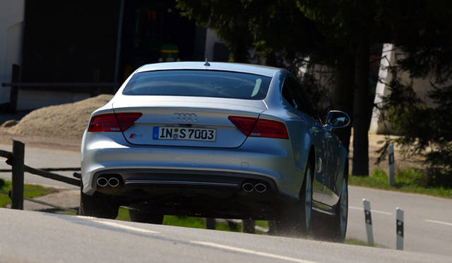 <strong>Audi S7 Sportback｜アウディ S7 スポーツバック</strong>