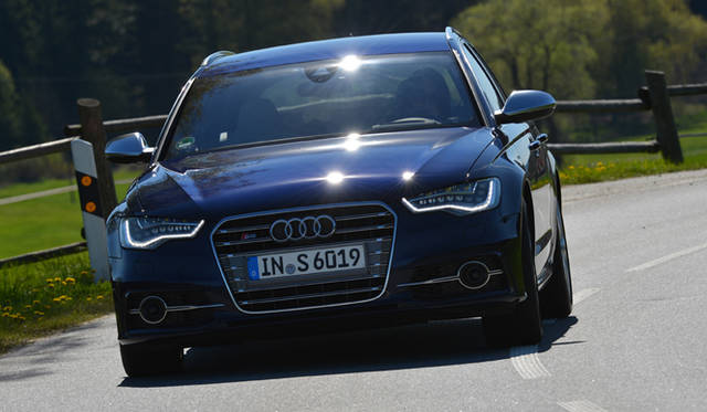 <strong>Audi S6 Avant｜アウディ S6 アバント</strong>