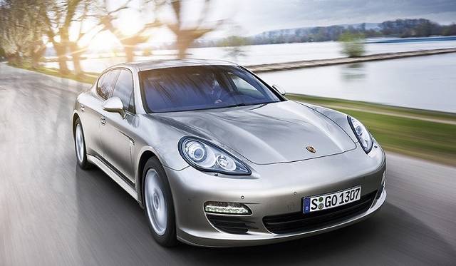 <strong>Porsche Panamera ｜ポルシェ パナメーラ</strong>