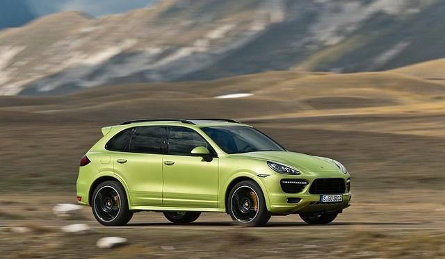 <strong>Porsche Cayenne ｜ポルシェ カイエンGTS</strong>