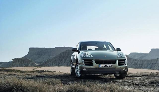 <strong>Porsche Cayenne ｜ポルシェ カイエン</strong>
