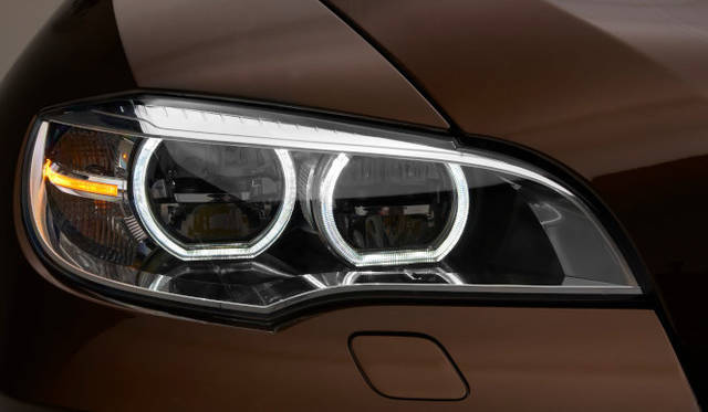 <strong>BMW X6｜ビー・エム・ダブリューX6</strong>