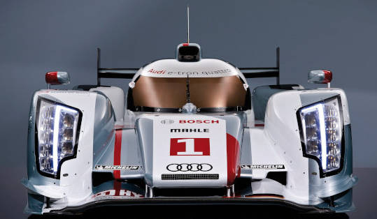 <strong>Audi R18 e-tron quattro｜アウディR18 eトロン クワトロ</strong>