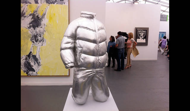 <strong>マシュー・ワォルドマン</strong>　アーティストの名前は思い出せないけれど、UNIQLOに置いたらいいかも