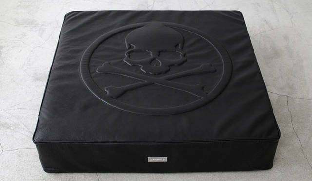 <strong>BUILDING｜ビルディング</strong>　オリジナルならではのビッグサイズ