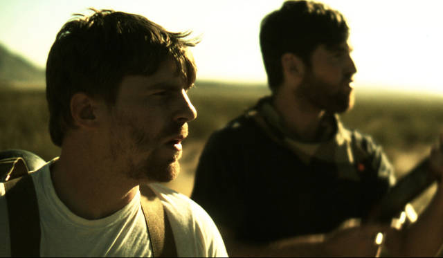 <strong>映画『ベルフラワー』</strong>　描かれているのは、見るものすべての心を熱くする男の友情　© 2011 Bellflowerthemovie, LLC