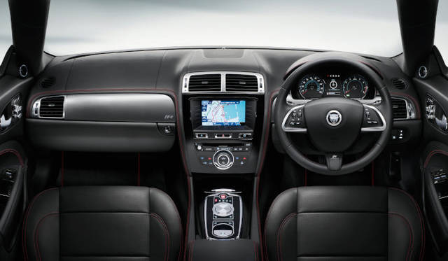 <strong>Jaguar XKR｜ジャガー XKR （2012年モデル）</strong>