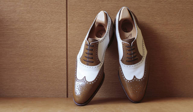 <strong> JOHN LOBB｜ジョンロブ</strong>　NIGO®さんのビスポーク　「Richelieu F.D.E.」バイカラー（アルディラ×白）　※Richelieu＝フランス語でOxfordの意味