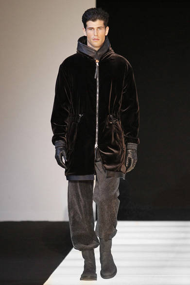 <strong>GIORGIO ARMANI｜ジョルジオ アルマーニ</strong>