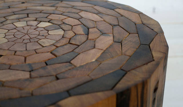 <strong>AELLON｜アエロン</strong>　PUZZLE STOOL