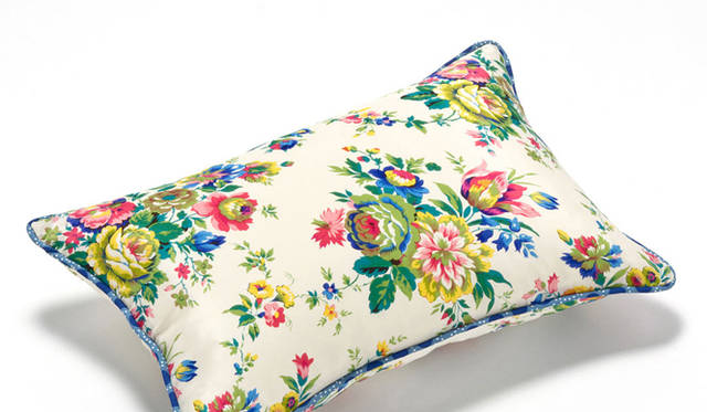 <strong>Tucker｜タッカー</strong>　Tucker Exclusive Cushions Collection