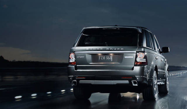 <strong>Range Rover Sport｜レンジローバー スポーツ</strong>(写真は2012年モデル)