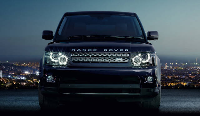 <strong>Range Rover Sport｜レンジローバー スポーツ</strong>(写真は2012年モデル)