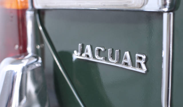 <strong>あなたのクルマ 見せてください　第4回　谷口勝彦×ジャガー XJ6 シリーズ1</strong>