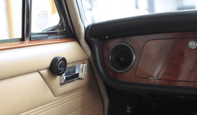 <strong>あなたのクルマ 見せてください　第4回　谷口勝彦×ジャガー XJ6 シリーズ1</strong>