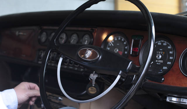 <strong>あなたのクルマ 見せてください　第4回　谷口勝彦×ジャガー XJ6 シリーズ1</strong>