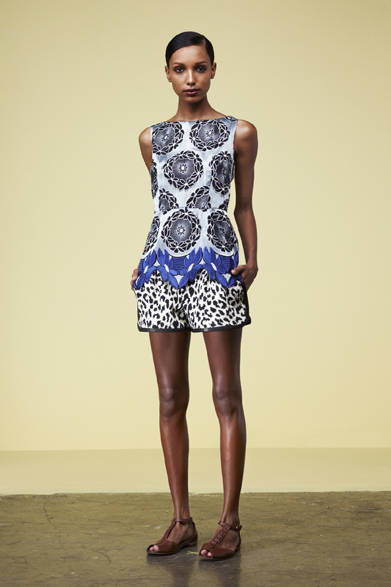 　2013年春夏プレコレクション