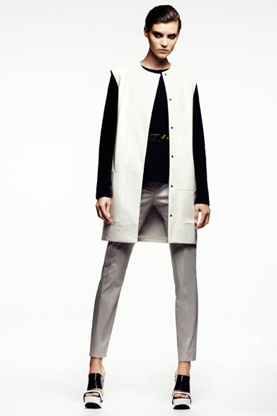 　2013年春夏プレコレクション