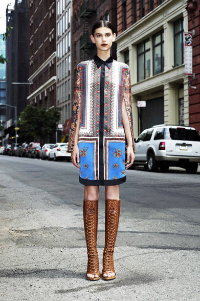 　2013年春夏プレコレクション