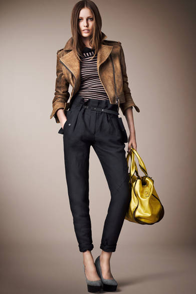 　2013年春夏プレコレクション　©BURBERRY