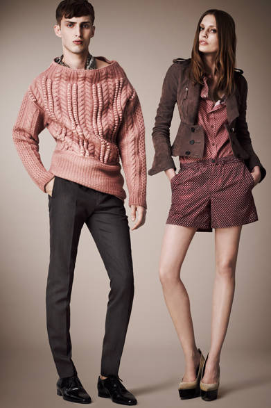 　2013年春夏プレコレクション　©BURBERRY