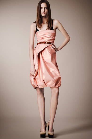 　2013年春夏プレコレクション　©BURBERRY