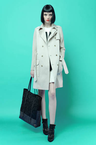 　2013年春夏プレコレクション