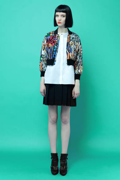 　2013年春夏プレコレクション