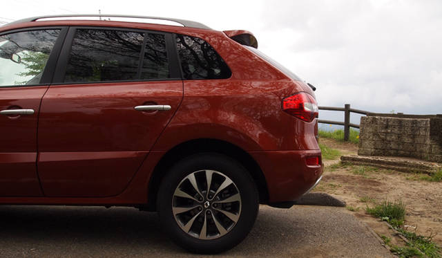 <strong>Renault Koleos｜ルノー コレオス</strong>　　