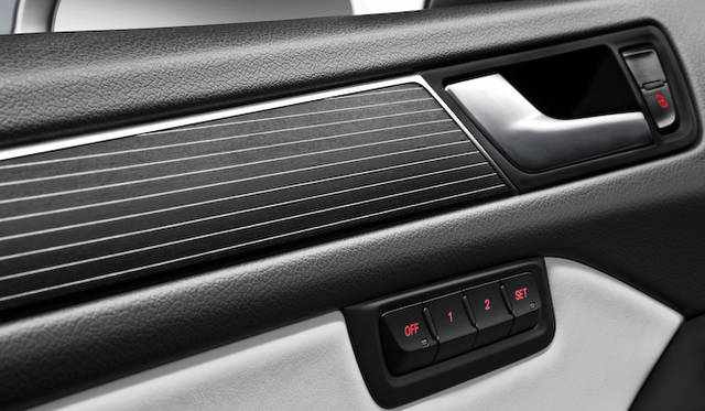 <strong>Audi SQ5 TDI｜アウディSQ5 TDI</strong>