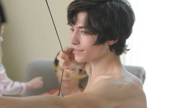 映画『少年は残酷な弓を射る』　© UK Film Council / BBC / Independent Film Productions 2010<br>