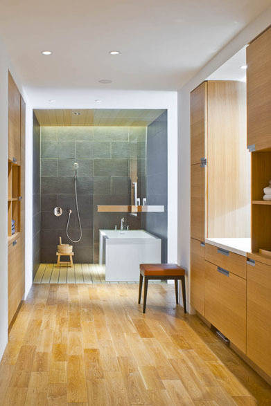 <strong>TIME & STYLE｜タイム アンド スタイル</strong>　洗面、リネン収納