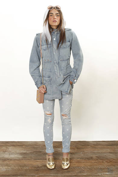 　2013年春夏プレコレクション