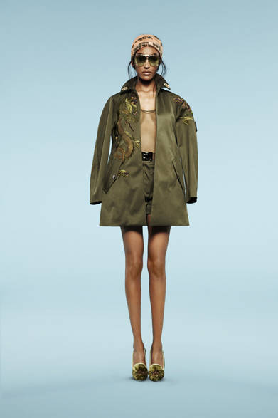 　2013年春夏プレコレクション