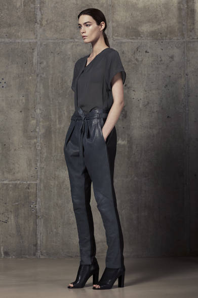 　2013年春夏プレコレクション