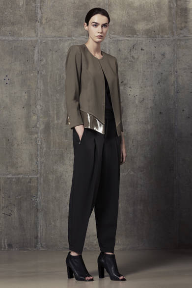 　2013年春夏プレコレクション