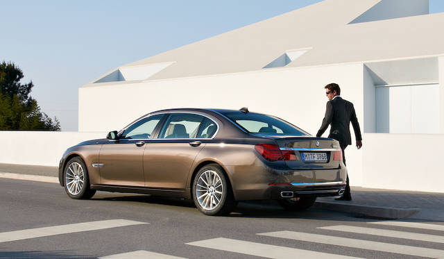 <strong>BMW 7 series｜ビー・エム・ダブリュー 7シリーズ</strong>　750Li