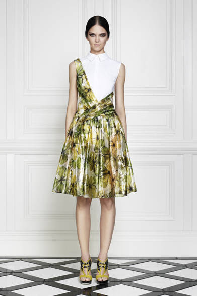 　2013年春夏プレコレクション