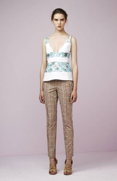 　2013年春夏プレコレクション